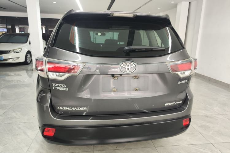 Used Toyota Highlander 2015 2.0T Four-Wheel Drive Luxury Edition 7-Seater Rear