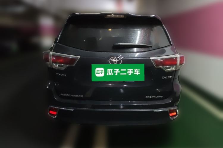 Used Toyota Highlander 2015 2.0T Four-Wheel Drive Luxury Edition 7-Seater Rear