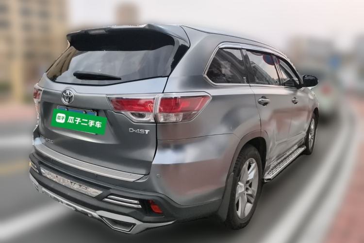 Used Toyota Highlander 2015 2.0T Four-Wheel Drive Luxury Edition 7-Seater Rear Right 45 Deg