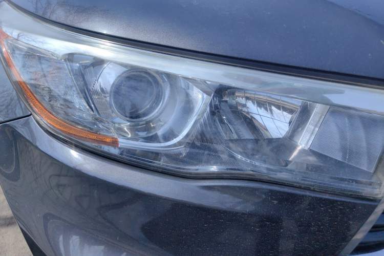 Used Toyota Highlander 2015 2.0T Four-Wheel Drive Luxury Edition 7-Seater Right Front Headlight