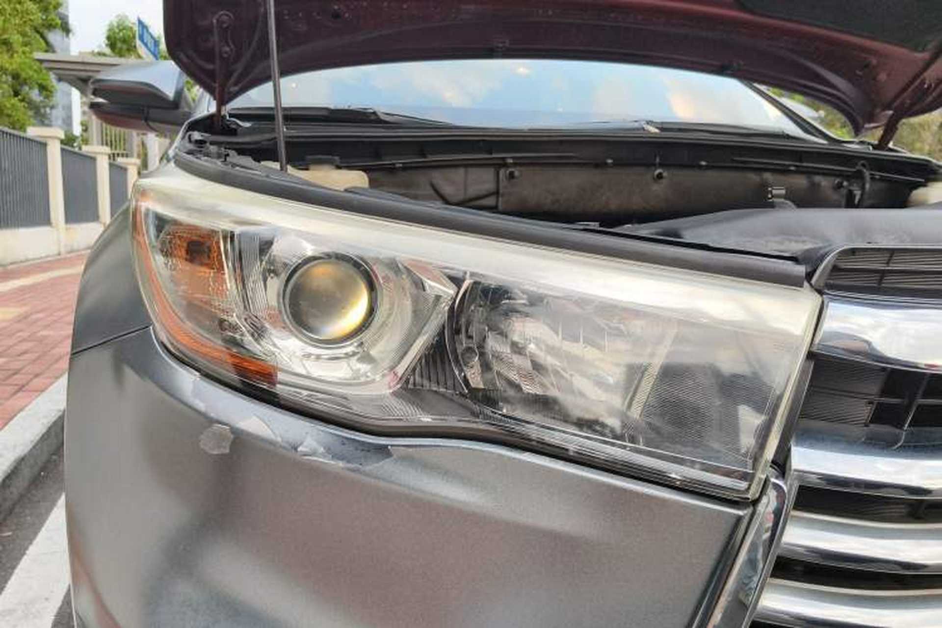 Used Toyota Highlander 2015 2.0T Four-Wheel Drive Luxury Edition 7-Seater Right Front Headlight