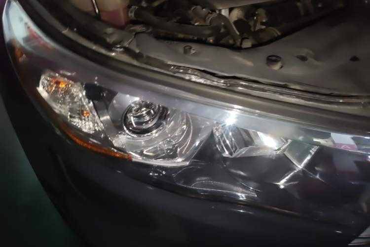 Used Toyota Highlander 2015 2.0T Four-Wheel Drive Luxury Edition 7-Seater Right Front Headlight