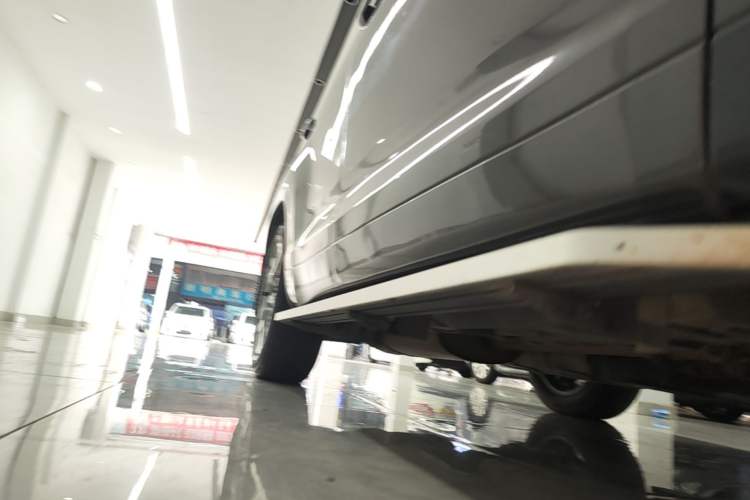 Used Toyota Highlander 2015 2.0T Four-Wheel Drive Luxury Edition 7-Seater Right Side Sill
