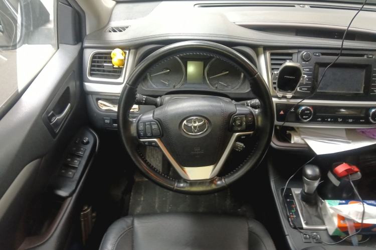 Used Toyota Highlander 2015 2.0T Four-Wheel Drive Luxury Edition 7-Seater Steering Wheel