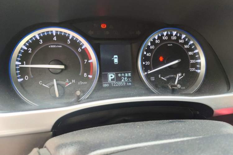 Used Toyota Highlander 2015 2.0T Four-Wheel Drive Luxury Edition 7-Seater Instrument Cluster