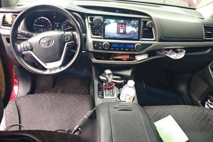 Used Toyota Highlander 2015 2.0T Four-Wheel Drive Luxury Edition 7-Seater Center Console