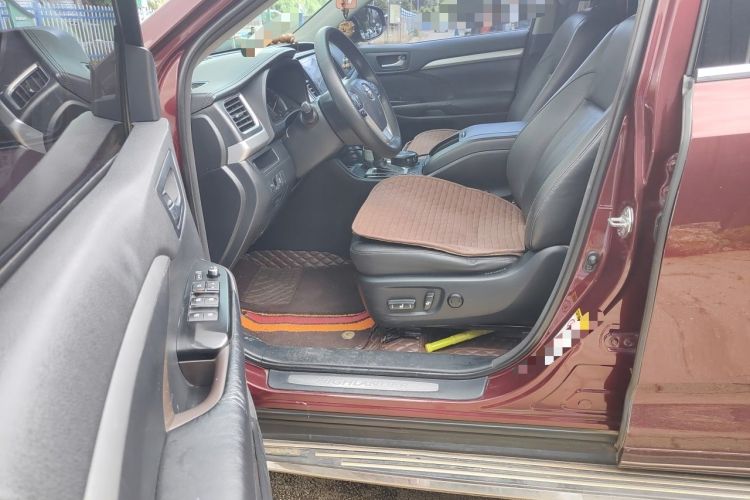 Used Toyota Highlander 2015 2.0T Four-Wheel Drive Luxury Edition 7-Seater Driver Seat