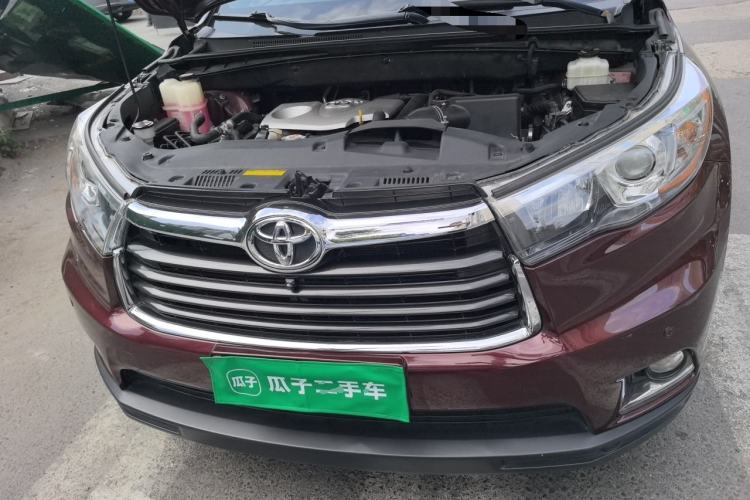 Used Toyota Highlander 2015 2.0T Four-Wheel Drive Luxury Edition 7-Seater Engine Bay