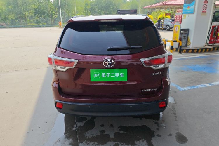 Used Toyota Highlander 2015 2.0T Four-Wheel Drive Luxury Edition 7-Seater Exterior 3