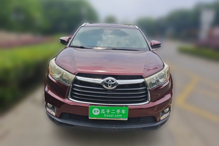 Used Toyota Highlander 2015 2.0T Two-Wheel Drive Luxury Edition 7 Seats Front