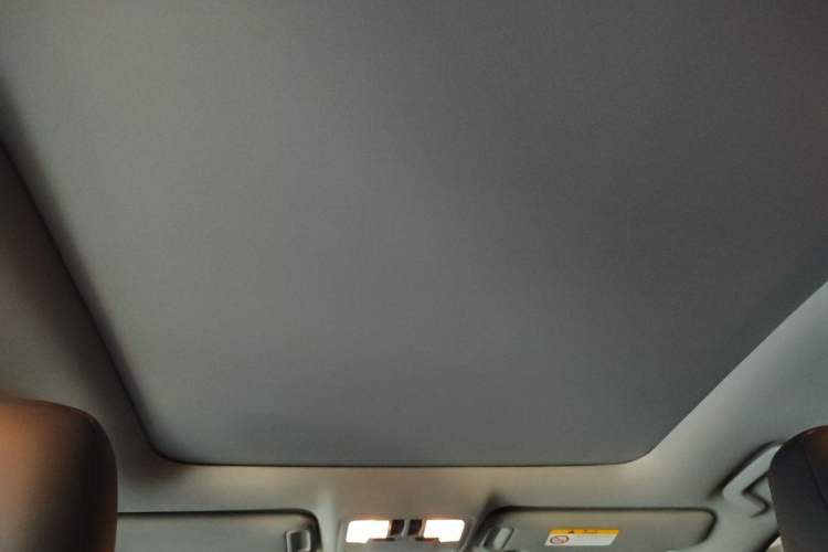 Used Toyota Highlander 2015 2.0T Four-Wheel Drive Luxury Edition 7-Seater Headliner
