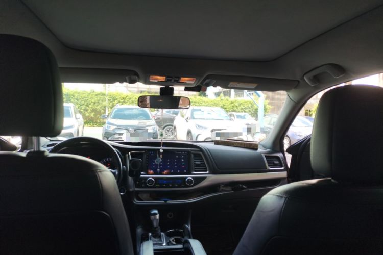 Used Toyota Highlander 2015 2.0T Four-Wheel Drive Luxury Edition 7-Seater Headliner