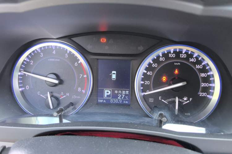Used Toyota Highlander 2015 2.0T Four-Wheel Drive Luxury Edition 7-Seater Instrument Cluster