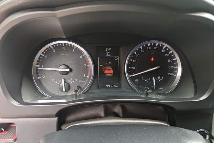 Used Toyota Highlander 2015 2.0T Two-Wheel Drive Luxury Navigation Version 7 Seats Instrument Cluster