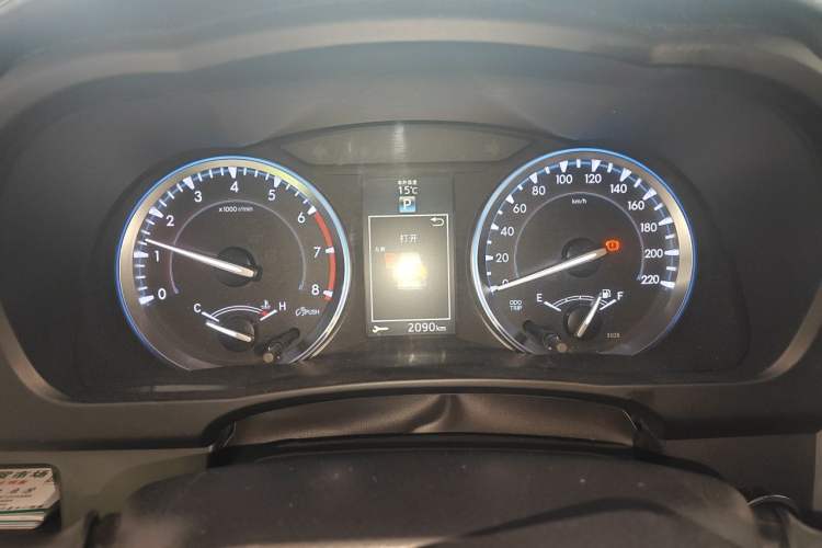 Used Toyota Highlander 2015 2.0T Four-Wheel Drive Luxury Navigation Version with 7 Seats Instrument Cluster