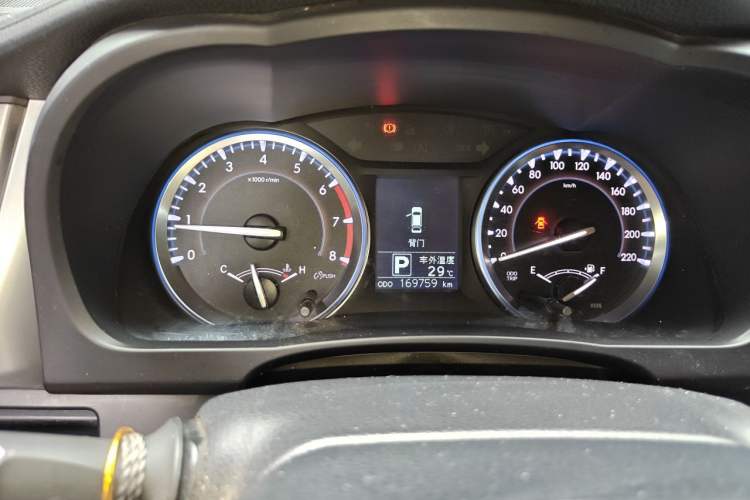 Used Toyota Highlander 2015 2.0T Two-Wheel Drive Luxury Edition 7 Seats Instrument Cluster
