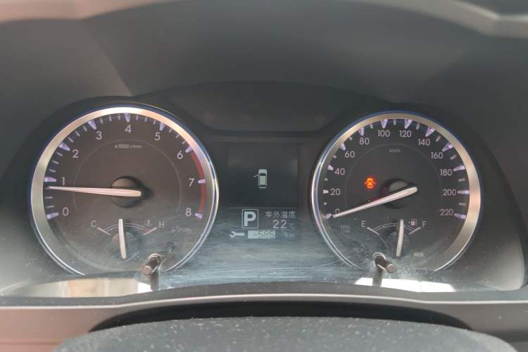 Used Toyota Highlander 2015 2.0T Four-Wheel Drive Luxury Edition 7-Seater Instrument Cluster