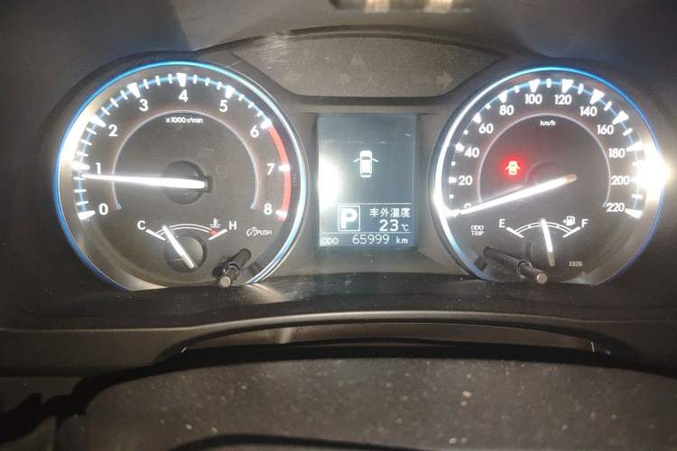 Used Toyota Highlander 2015 2.0T Four-Wheel Drive Luxury Edition 7-Seater Instrument Cluster