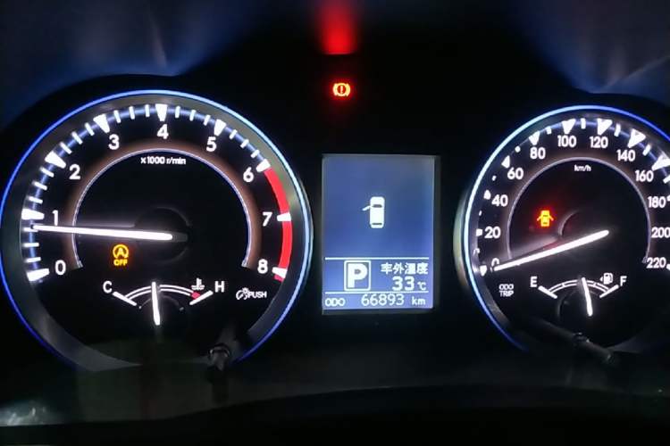 Used Toyota Highlander 2015 2.0T Four-Wheel Drive Luxury Edition 7-Seater Instrument Cluster