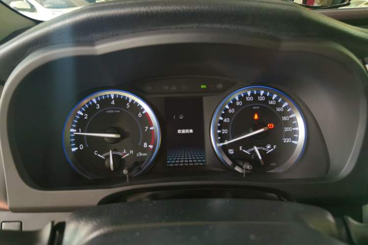 Used Toyota Highlander 2015 2.0T Four-Wheel Drive Ultimate Edition 7-Seater Instrument Cluster