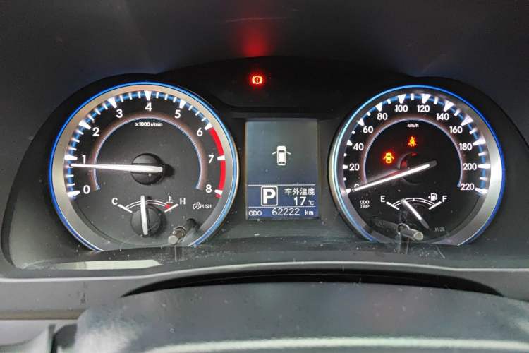 Used Toyota Highlander 2015 2.0T Four-Wheel Drive Luxury Edition 7-Seater Instrument Cluster