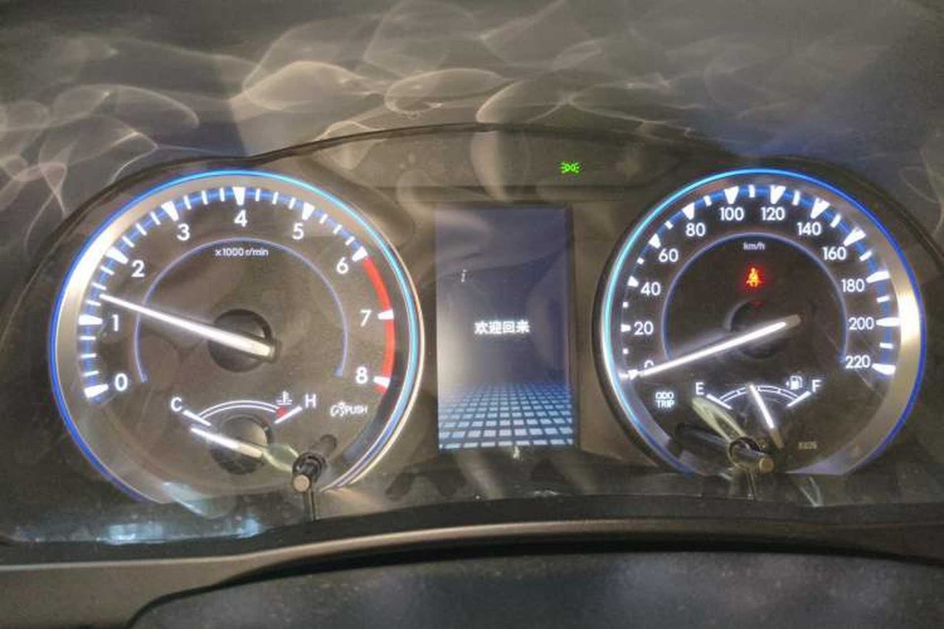 Used Toyota Highlander 2015 2.0T Four-Wheel Drive Ultimate Edition 7-Seater Instrument Cluster