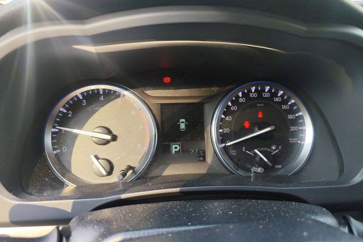 Used Toyota Highlander 2015 2.0T Four-Wheel Drive Luxury Edition 7-Seater Instrument Cluster