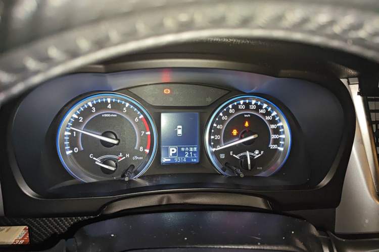 Used Toyota Highlander 2015 2.0T Four-Wheel Drive Luxury Edition 7-Seater Instrument Cluster