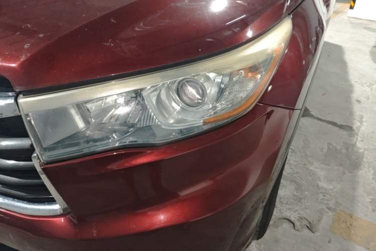 Used Toyota Highlander 2015 2.0T Two-Wheel Drive Luxury Edition 7 Seats Left Front Headlight