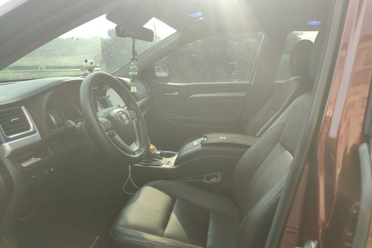 Used Toyota Highlander 2015 2.0T Four-Wheel Drive Luxury Edition 7-Seater Left Front Seat