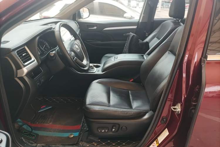Used Toyota Highlander 2015 2.0T Four-Wheel Drive Luxury Edition 7-Seater Left Front Seat