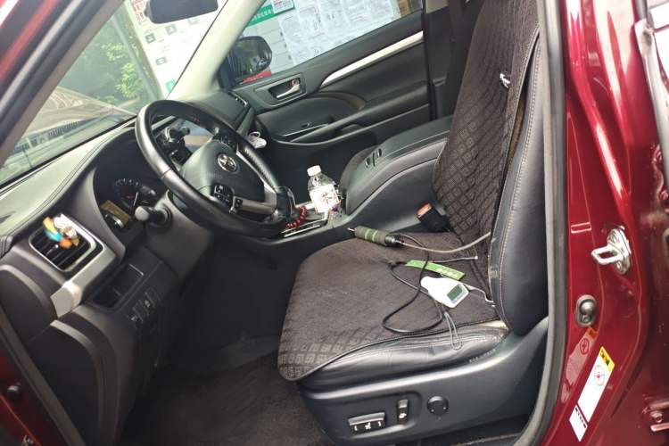 Used Toyota Highlander 2015 2.0T Four-Wheel Drive Luxury Edition 7-Seater Left Front Seat
