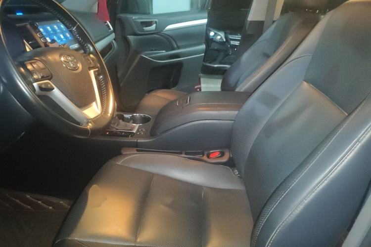 Used Toyota Highlander 2015 2.0T Four-Wheel Drive Luxury Edition 7-Seater Left Front Seat