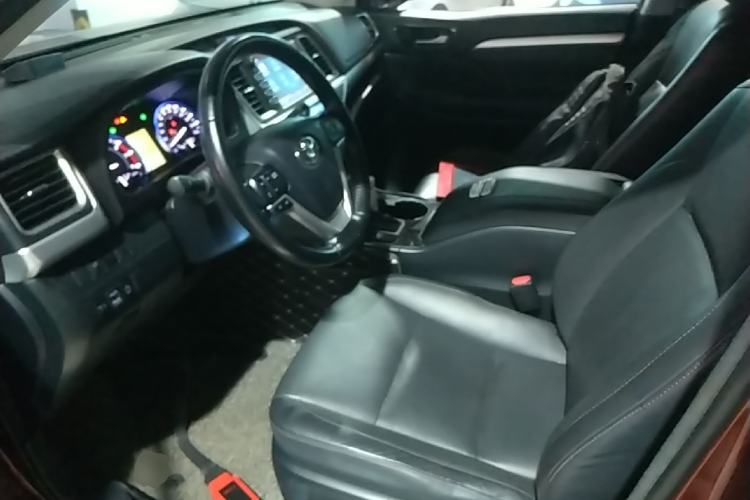 Used Toyota Highlander 2015 2.0T Four-Wheel Drive Luxury Edition 7-Seater Left Front Seat