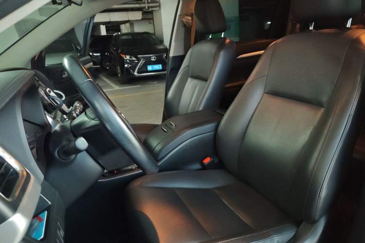 Used Toyota Highlander 2015 2.0T Four-Wheel Drive Luxury Edition 7-Seater Left Front Seat