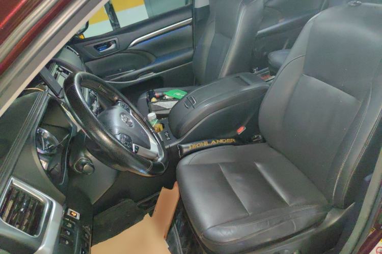 Used Toyota Highlander 2015 2.0T Four-Wheel Drive Ultimate Edition 7-Seater Left Front Seat