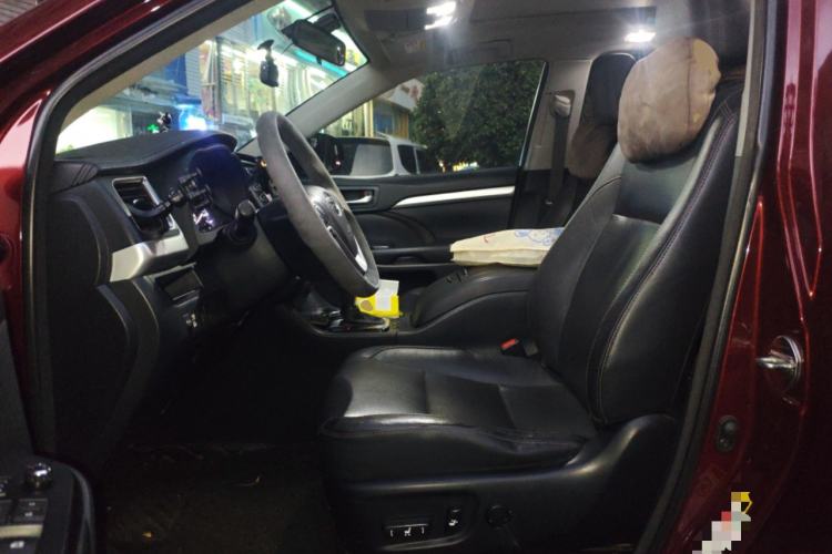 Used Toyota Highlander 2015 2.0T Four-Wheel Drive Luxury Edition 7-Seater Left Front Seat