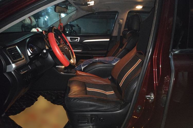 Used Toyota Highlander 2015 2.0T Four-Wheel Drive Luxury Edition 7-Seater Left Front Seat