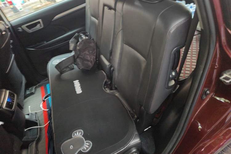 Used Toyota Highlander 2015 2.0T Four-Wheel Drive Luxury Edition 7-Seater Left Rear Seat
