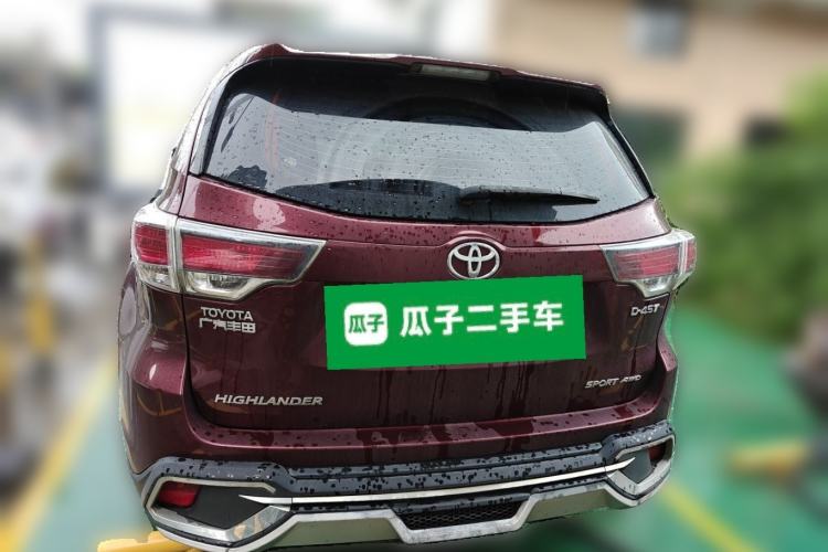 Used Toyota Highlander 2015 2.0T Four-Wheel Drive Luxury Navigation Version with 7 Seats Rear