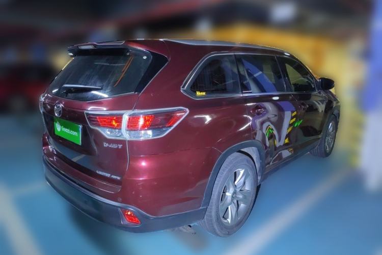 Used Toyota Highlander 2015 2.0T Four-Wheel Drive Ultimate Edition 7-Seater Rear Right 45 Deg