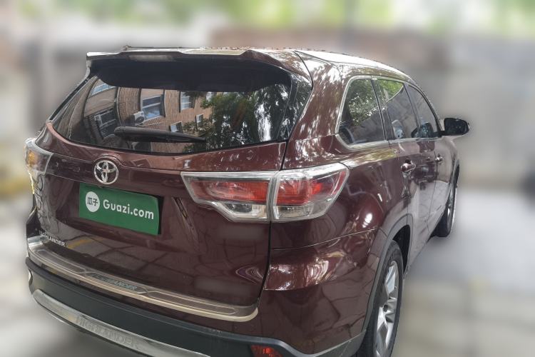 Used Toyota Highlander 2015 2.0T Four-Wheel Drive Luxury Edition 7-Seater Rear Right 45 Deg