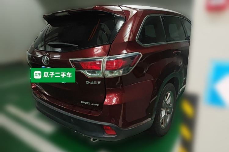 Used Toyota Highlander 2015 2.0T Four-Wheel Drive Luxury Edition 7-Seater Rear Right 45 Deg
