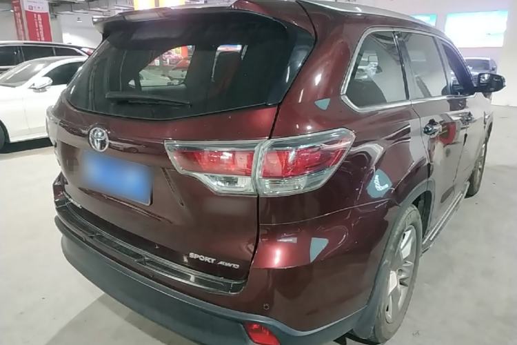 Used Toyota Highlander 2015 2.0T Four-Wheel Drive Luxury Edition 7-Seater Rear Right 45 Deg