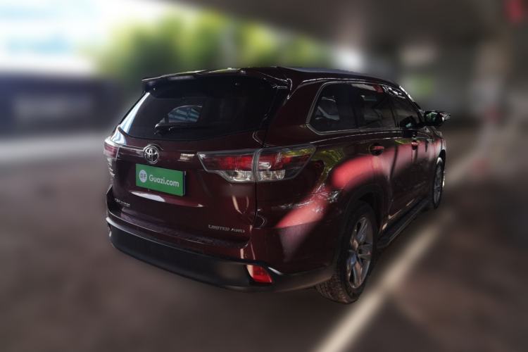 Used Toyota Highlander 2015 2.0T Four-Wheel Drive Ultimate Edition 7-Seater Rear Right 45 Deg