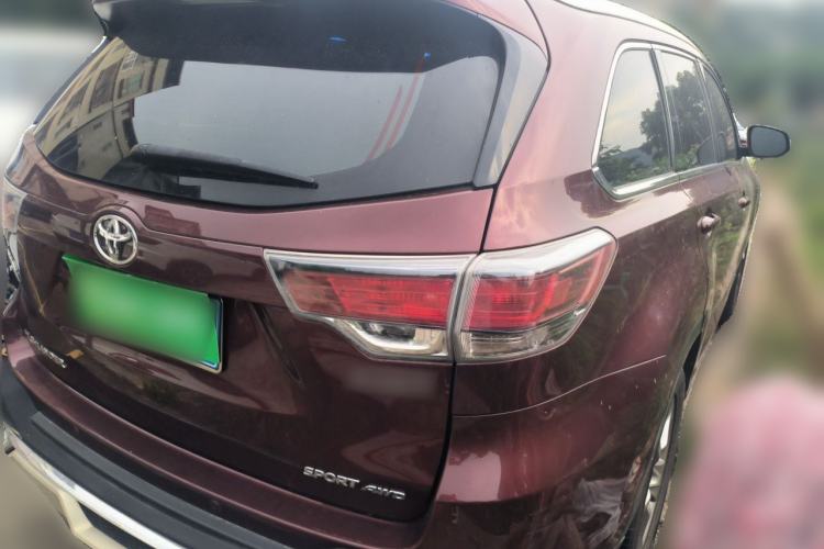 Used Toyota Highlander 2015 2.0T Four-Wheel Drive Luxury Navigation Version with 7 Seats Rear Right 45 Deg