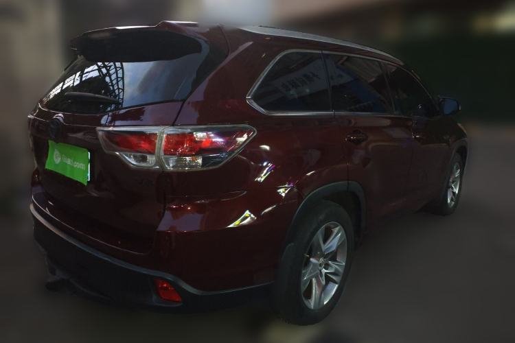 Used Toyota Highlander 2015 2.0T Four-Wheel Drive Luxury Edition 7-Seater Rear Right 45 Deg