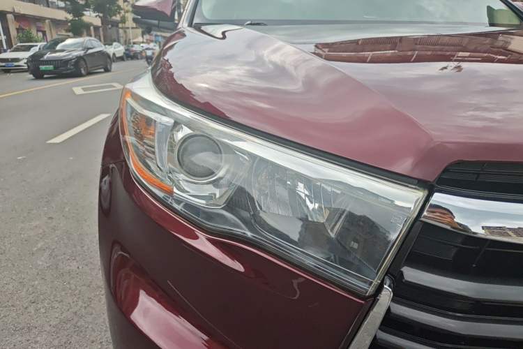 Used Toyota Highlander 2015 2.0T Two-Wheel Drive Luxury Navigation Version 7 Seats Right Front Headlight