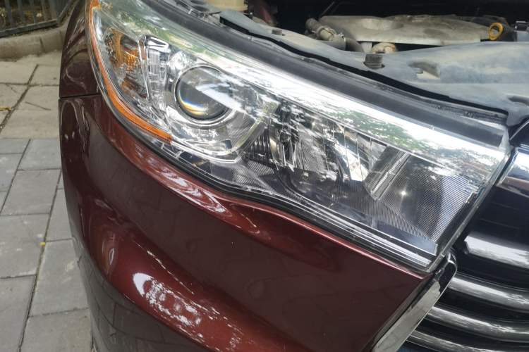Used Toyota Highlander 2015 2.0T Four-Wheel Drive Luxury Edition 7-Seater Right Front Headlight
