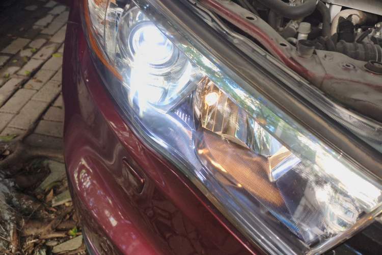 Used Toyota Highlander 2015 2.0T Four-Wheel Drive Ultimate Edition 7-Seater Right Front Headlight